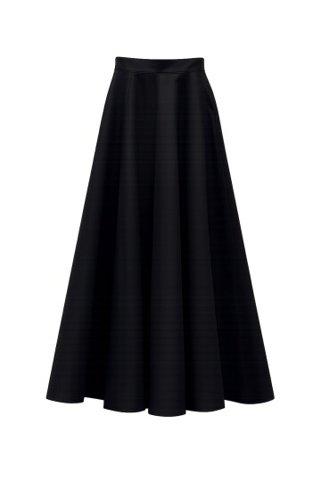 Siyah Dokulu Maxi Etek