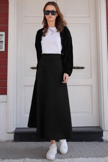 Süet Dokulu Geniş Kesim Midi Etek