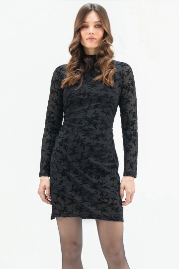 Tül Detaylı Dik Yaka Kadife Mini Elbise