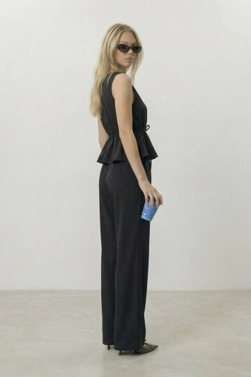 V Yaka Bağlamalı Bluz Ve Pantolon Takım