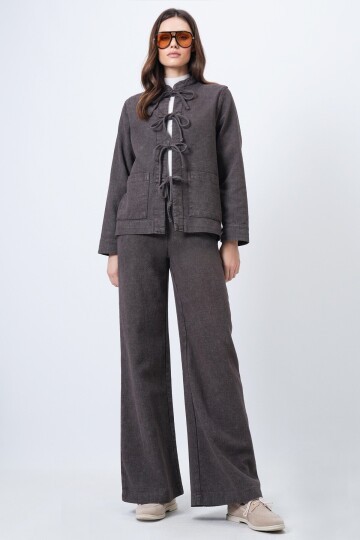 Yıkamalı Bağlama Detaylı Ceket ve Geniş Paça Pantolon Takım