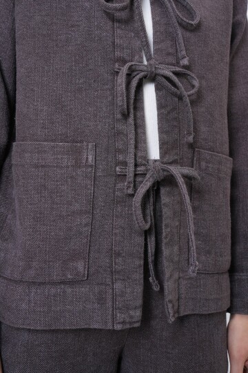 Yıkamalı Bağlama Detaylı Ceket ve Geniş Paça Pantolon Takım