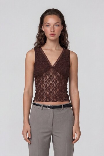 Arka Ön V Yaka Crop Sütyen Kısmı Astarlı Dantel Bluz