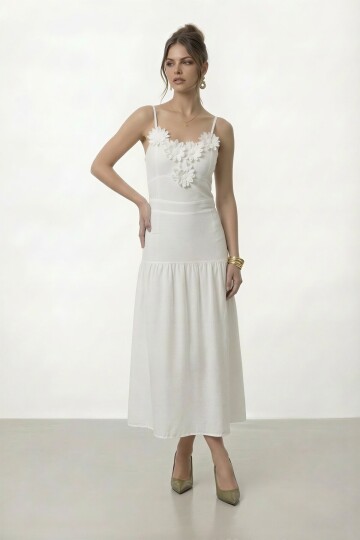 Askılı Çiçek Aplikeli Midi Elbise