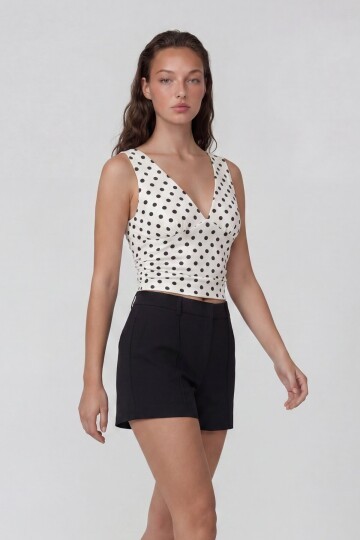 Askılı Drape Detaylı Puantiyeli Crop Bluz