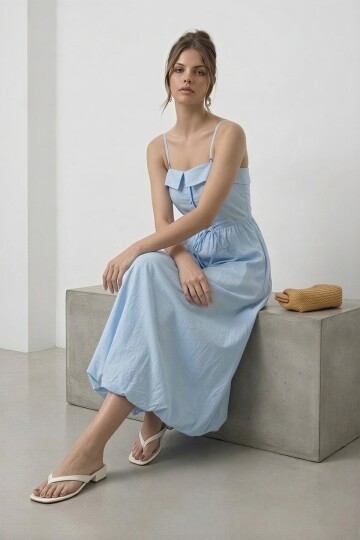 Askılı Düğme Detaylı Beli Bağcıklı Midi Elbise