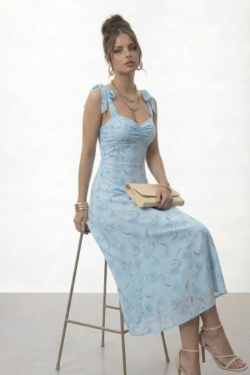 Askılı Omuzdan Bağlamalı Büzgülü Çiçek Desenli Midi Elbise