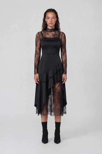 Ayarlanabilinir Askılı İçi Astarlı Saten Elbise Ve Dantel Bluz Takım