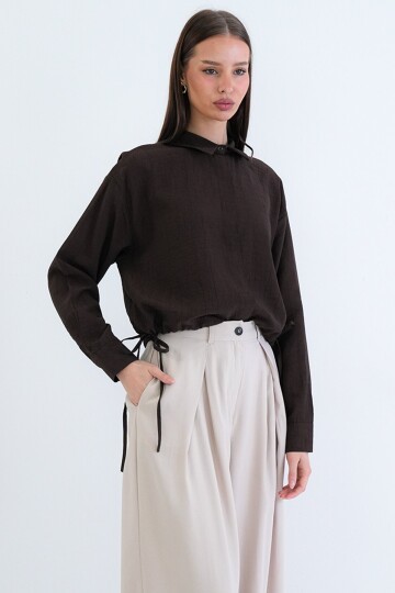 Bağcık Detaylı Gömlek Yaka Bluz