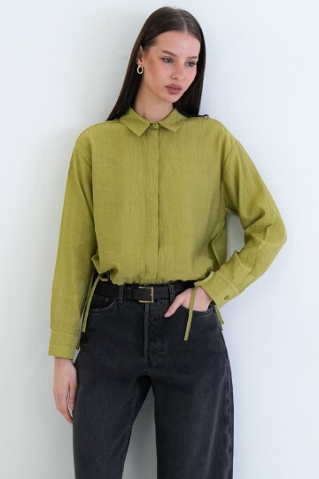 Bağcık Detaylı Gömlek Yaka Bluz