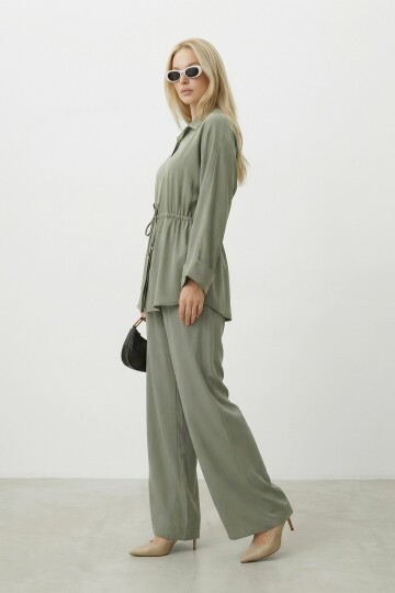 Bağlamalı Gömlek Ve Pantolon Takım