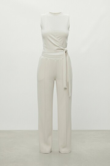 Bağlamalı Kolsuz Bluz Ve Pantolon Takım