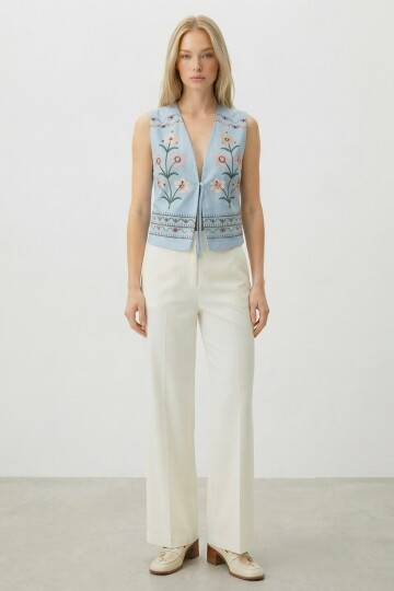 Bebe Mavi Nakışlı Bağcık Detaylı Tasarım Ham Keten Yelek