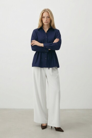 Belden Bağlamalı Gömlek