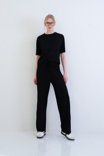 Bisiklet Yaka Kısa Kol Örme Bluz Ve Palazzo Pantolon Takım