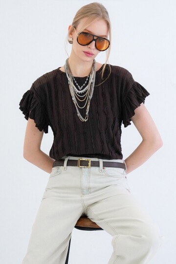Bisiklet Yaka Kolları Fırfırlı Örme Bluz