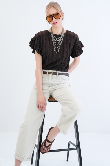 Bisiklet Yaka Kolları Fırfırlı Örme Bluz
