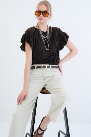 Bisiklet Yaka Kolları Fırfırlı Örme Bluz
