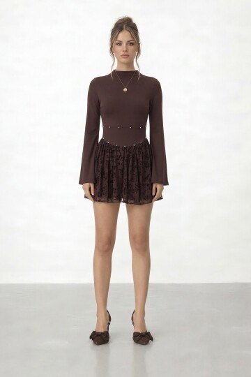 Boncuklu Uzun Kol Dantel Detaylı Mini Elbise