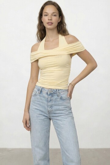 Boyundan Askılı Drapeli Dar Kalıp Bluz