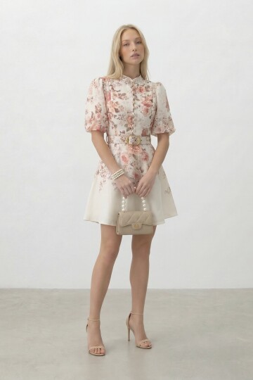 Çiçek Desenli Kemerli Mini Elbise