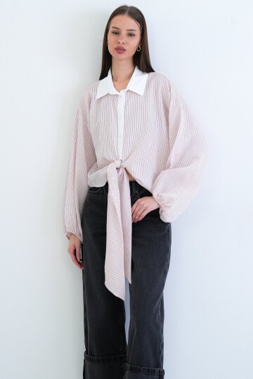 Çizgili Bağlama Detaylı Gömlek