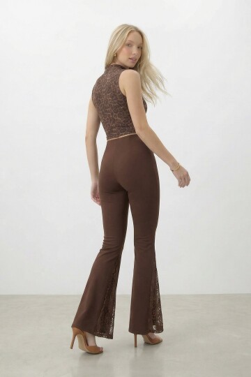 Dantel Detaylı İspanyol Paça Pantolon