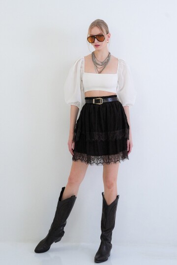 Deri Kemerli Dantelli Kat Kat Volanlı Mini Etek