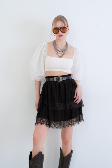 Deri Kemerli Dantelli Kat Kat Volanlı Mini Etek