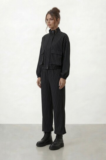 Dik Yaka Çizgili Cepli Ceket Ve Bol Paça Pantolon Takım