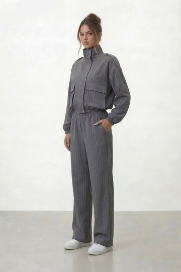 Dik Yaka Çizgili Cepli Ceket Ve Bol Paça Pantolon Takım