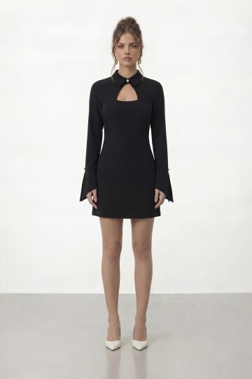 Dik Yaka Dekolteli Uzun Kol Mini Elbise