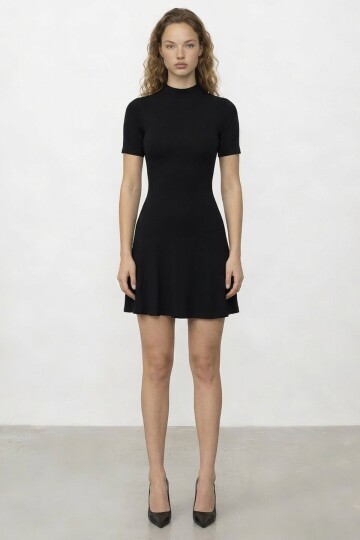 Dik Yaka Kısa Kol Kloş Mini Elbise