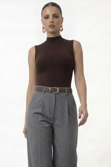 Dik Yaka Kolsuz Basic Bluz