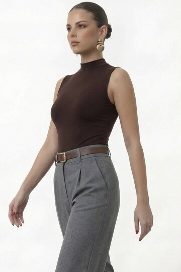 Dik Yaka Kolsuz Basic Bluz