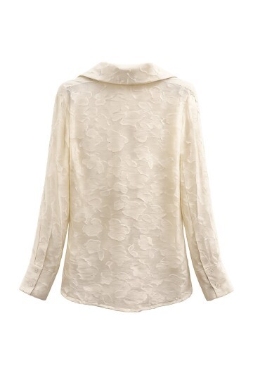 Dokulu Düğmeli Uzun Kol Gömlek