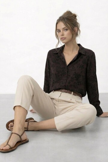 Dokulu Düğmeli Uzun Kol Gömlek