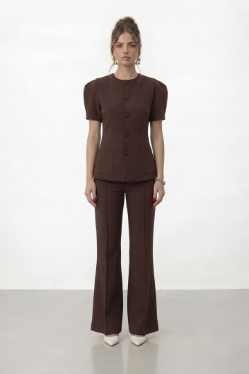 Düğmeli Çift Cepli Ceket Ve İspanyol Paça Pantolon Takım