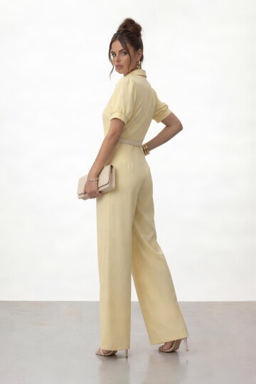 Düğmeli Kısa Kol Kemerli Geniş Paça Tulum