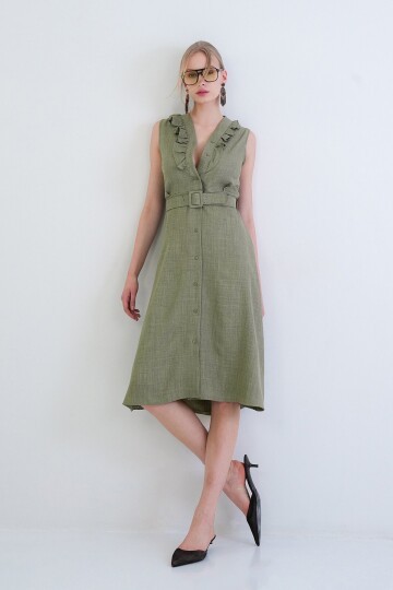 Düğmeli Önü Fırfır Detaylı Kendindn Kemerli Sofia Keten Dokuma Elbise