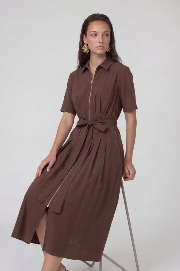 Fermuar Detaylı Belden Bağlamalı Midi Elbise