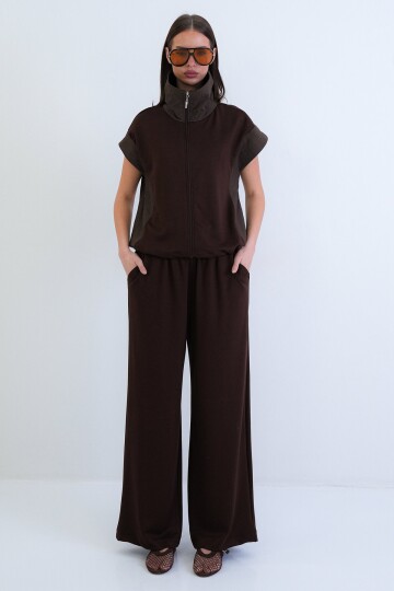 Fermuarlı Yelek Ve Beli Lastikli Pantolon Takım