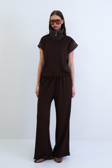 Fermuarlı Yelek Ve Beli Lastikli Pantolon Takım