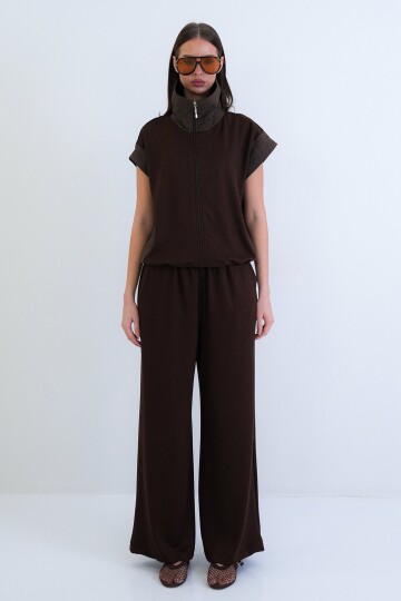 Fermuarlı Yelek Ve Beli Lastikli Pantolon Takım