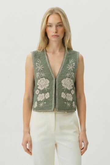 Haki Nakış Detaylı Astarlı Dokulu Crop Yelek