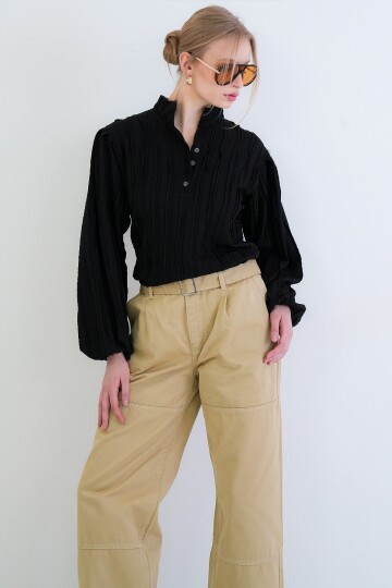 Hakim Yaka Önü Düğmeli Balon Kol Fırfır Kumaş Gömlek Bluz