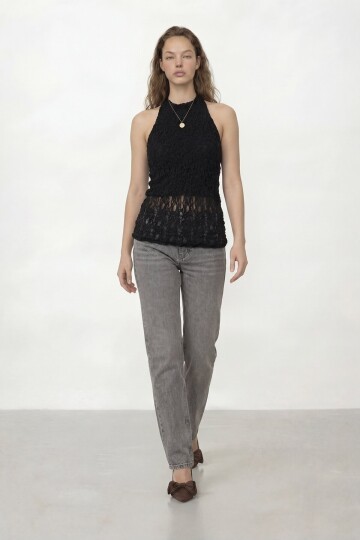 Halter Yaka Dantel Detaylı Bluz