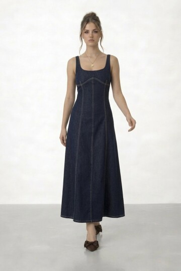 Kare Yaka Dikiş Detaylı Maxi Elbise