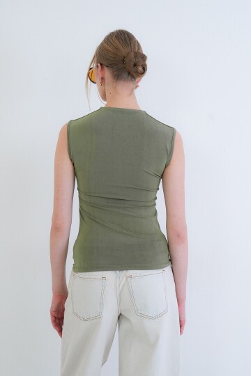 Kare Yaka Kalın Askılı Sandy Bluz