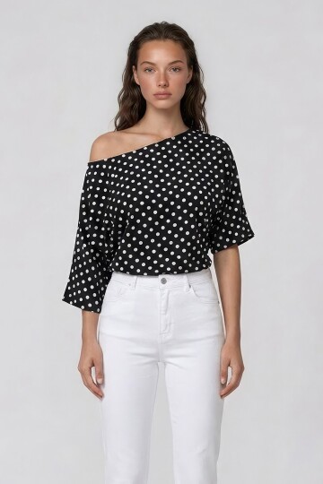 Kayık Yaka Pauntiye Beli Korsaj Detaylı Sandy Bluz